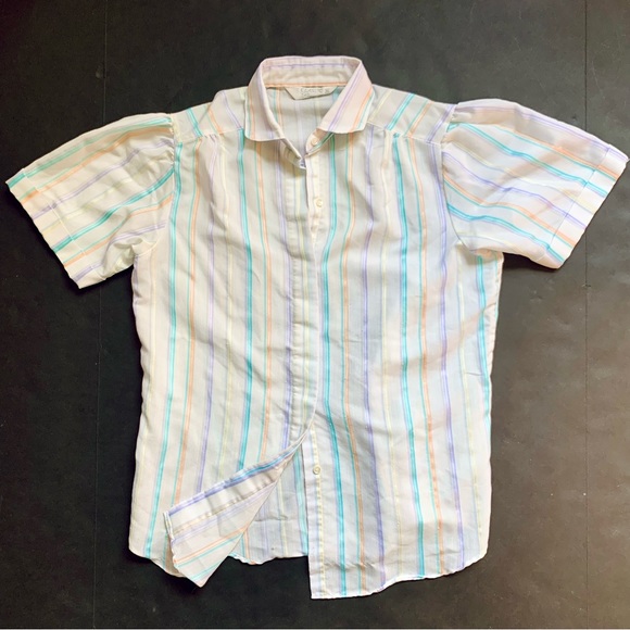 v i n t a g e :: Whimsical Striped Puff Sleeve Buttoned Shirt - Picture 5 of 10